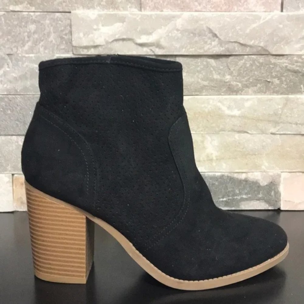 American Rag Adrien Booties - Picture 2 of 5